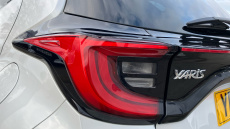 Toyota Yaris 1.5 Hybrid Dynamic 5dr CVT Hybrid Hatchback